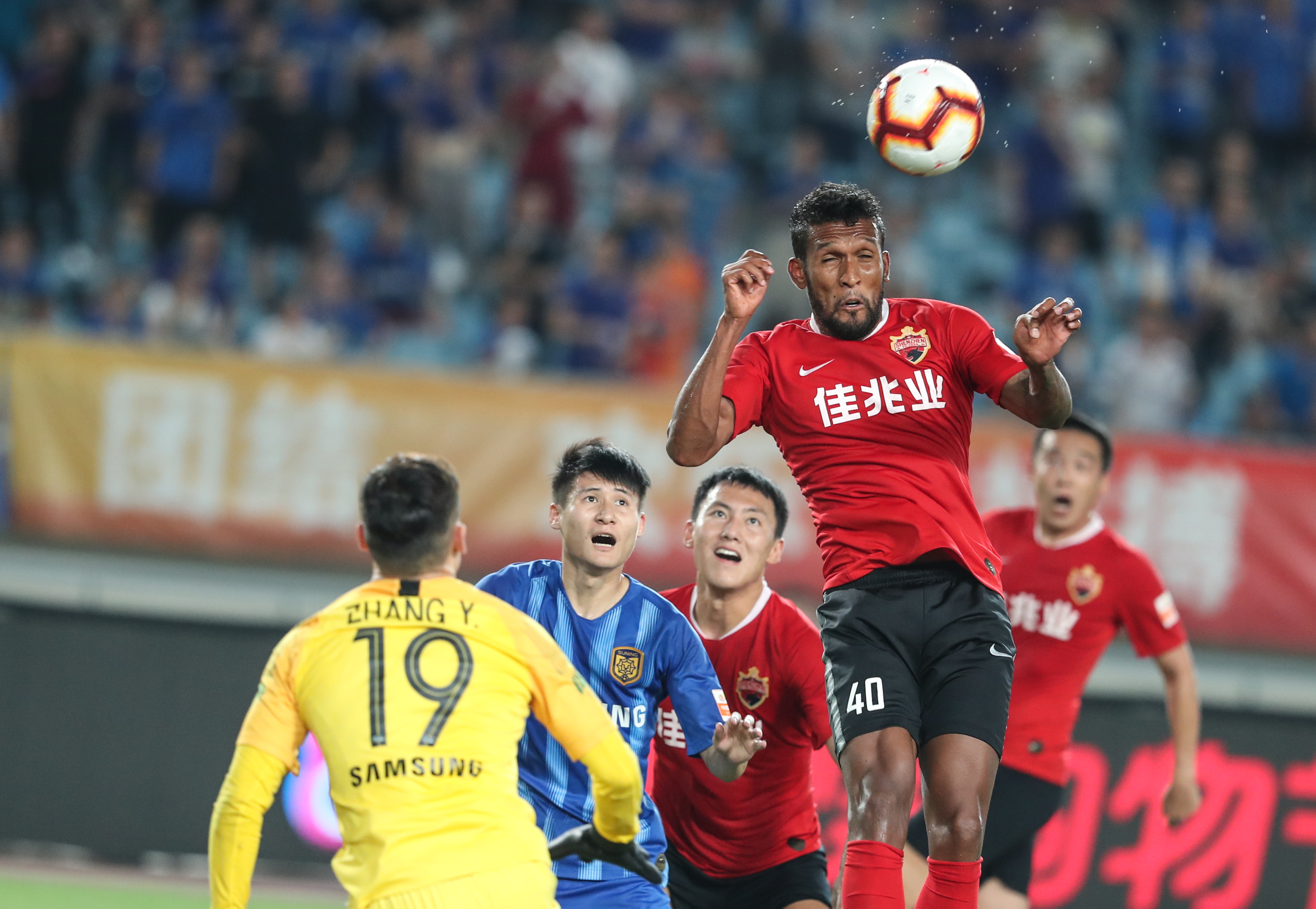 上场仅2分！拉文三分13中8爆砍42+6率队爆冷热火