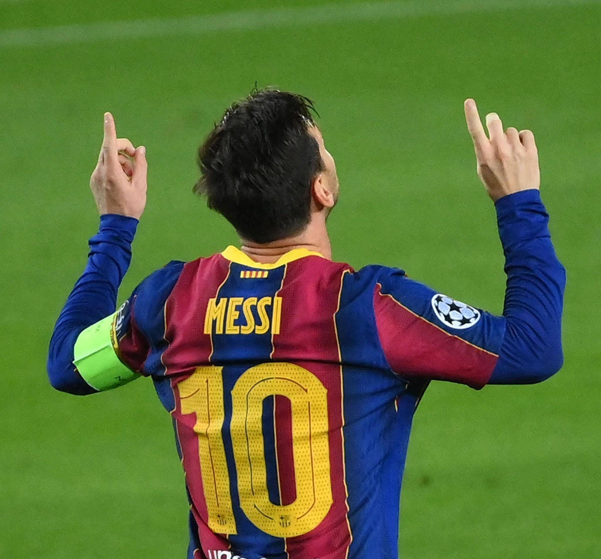 哈维·阿隆索：十二月的考验与超级杯的期待