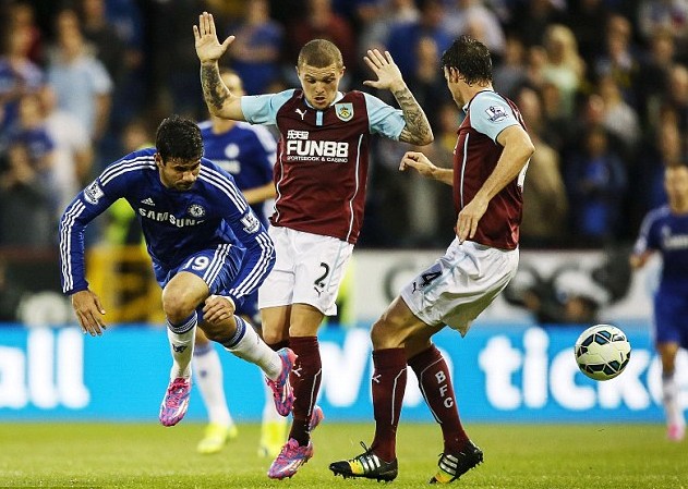 美媒：由于库里缺阵，76人主场最低门票降至8美元