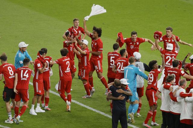 “谁将赢得本赛季的欧冠？” 安切洛蒂：“我的皇家马德里”